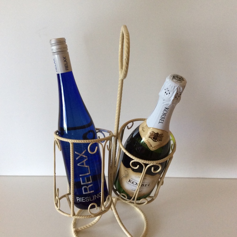 Vintage Cream color Wrought IronTabletop Wine Rack